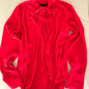 Ultimate holiday top!